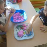 27 сентября 2018 г. Новотроицкий детский сад. Игра с кинетическим песком.
